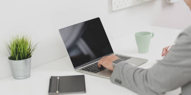 Effective Real Estate Email Signature Examples to Boost Your Professional Image