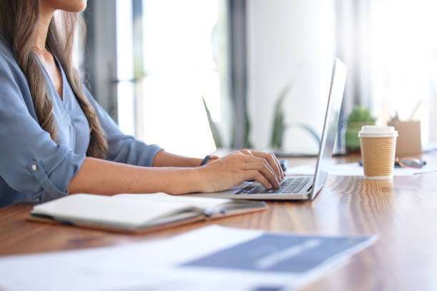 Crafting the Perfect Sample Invitation Email for Meeting: Tips and Examples